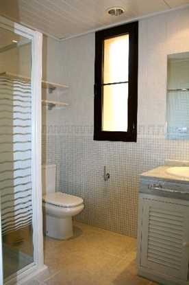 Image No.15-2 Bed Property for sale