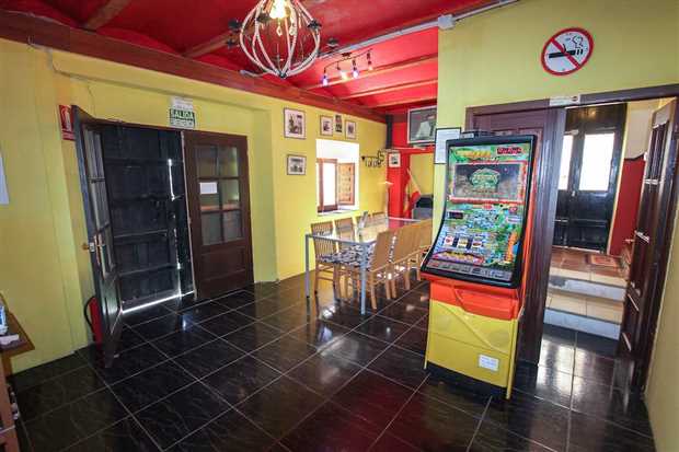 Image No.10-Propriété de 9 chambres à vendre à Álora