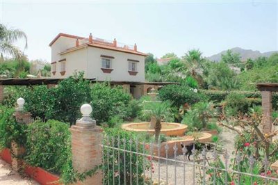 Propriété de 4 chambres à vendre à Alhaurín de la Torre