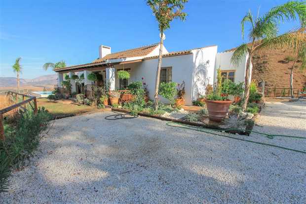 Image No.2-3 Bed Property for sale