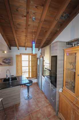 Image No.23-3 Bed Property for sale