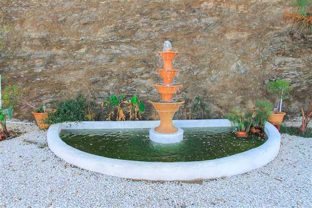 Image No.3-3 Bed Property for sale