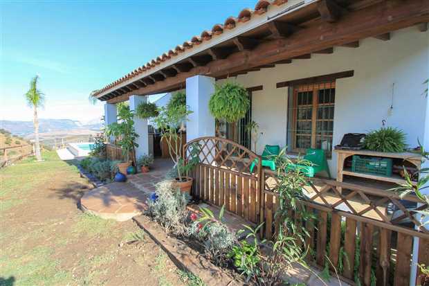 Image No.5-3 Bed Property for sale