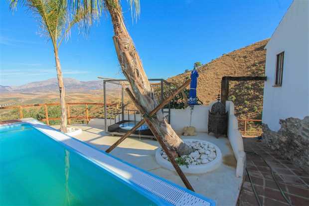 Image No.7-3 Bed Property for sale