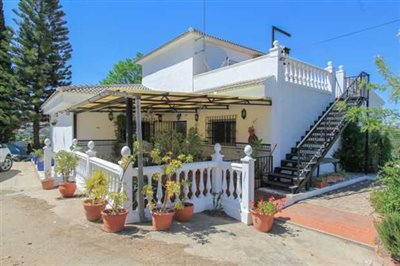 Propriété de 7 chambres à vendre à Coin