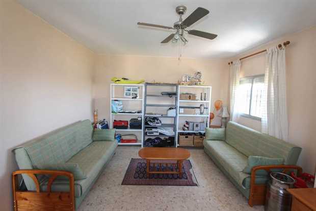 Image No.23-Propriété de 7 chambres à vendre à Coin