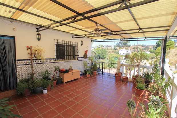 Image No.28-Propriété de 7 chambres à vendre à Coin