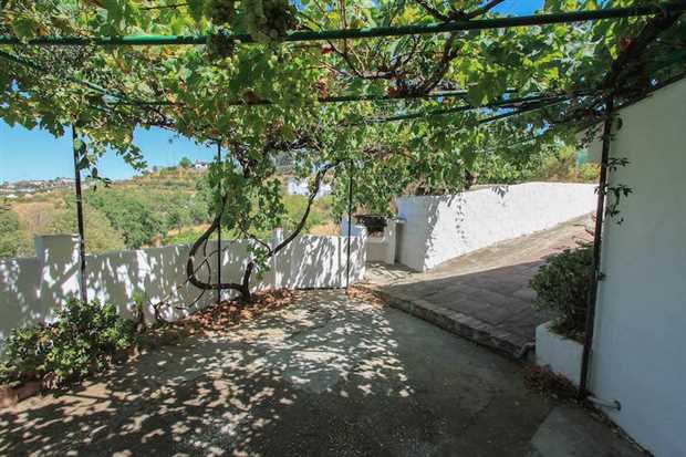 Image No.30-Propriété de 7 chambres à vendre à Coin