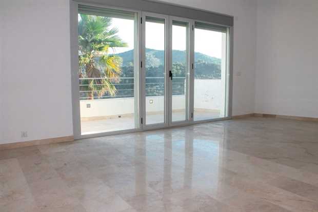 Image No.12-4 Bed Property for sale