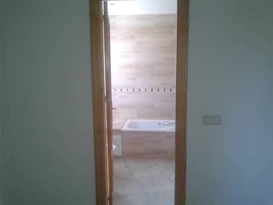 Image No.17-5 Bed Property for sale