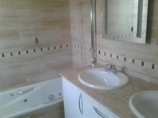 Image No.18-5 Bed Property for sale