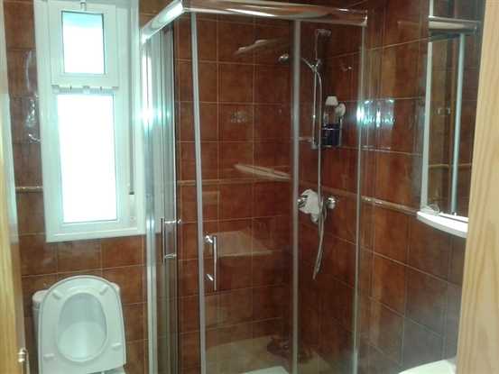 Image No.25-5 Bed Property for sale