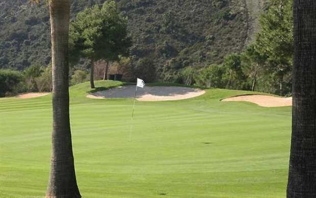 Image No.8-3 Bed Property for sale