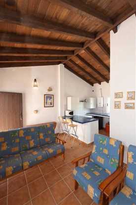 Image No.22-8 Bed Property for sale