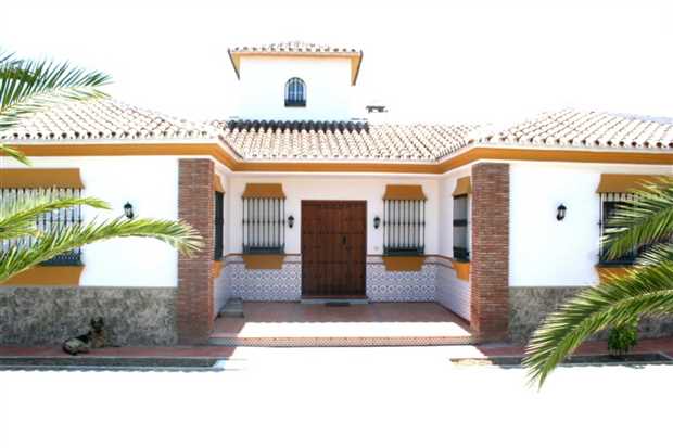 Image No.1-Propriété de 4 chambres à vendre à Guaro