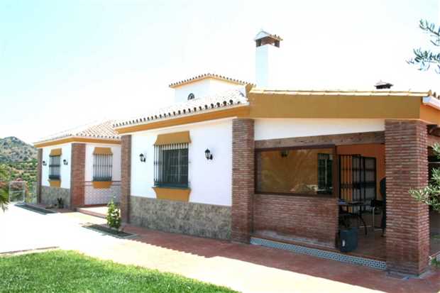 Image No.3-Propriété de 4 chambres à vendre à Guaro