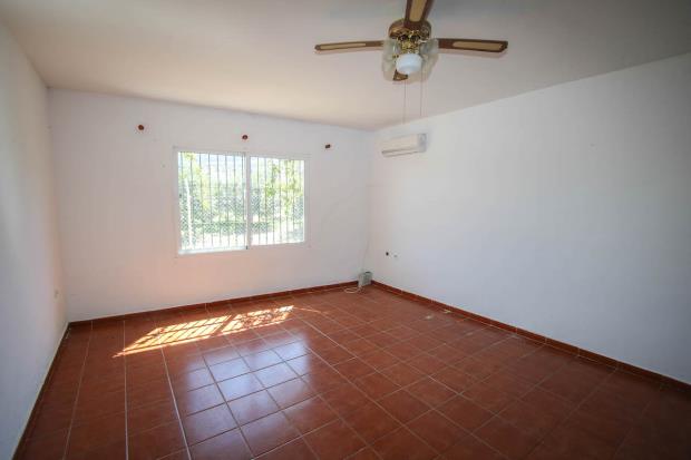 Image No.3-5 Bed Villa / Detached for sale