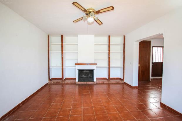 Image No.4-5 Bed Villa / Detached for sale