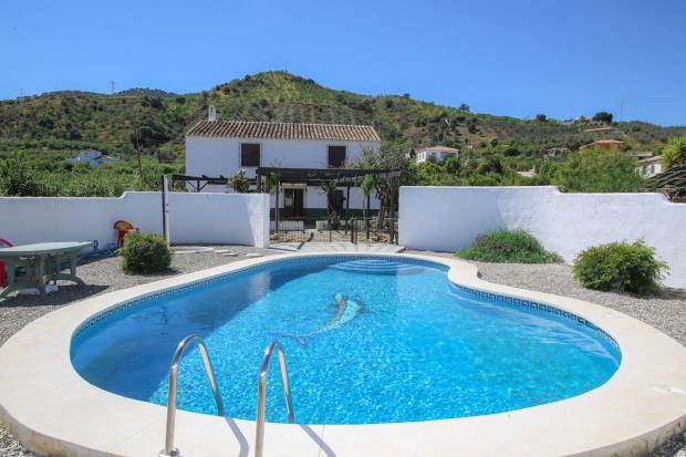 Image No.1-5 Bed Villa / Detached for sale