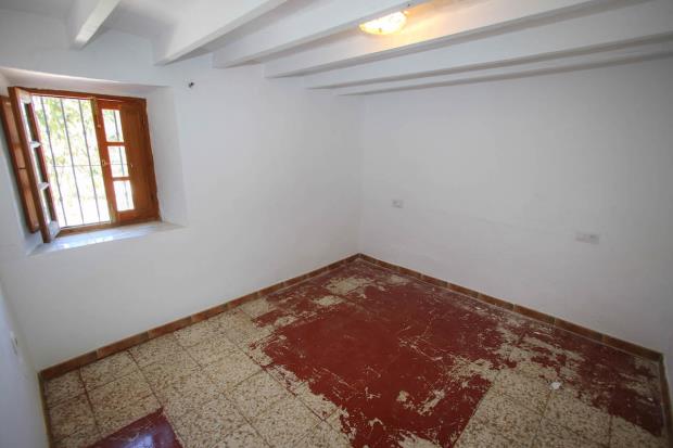 Image No.17-5 Bed Villa / Detached for sale