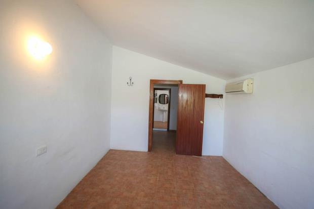 Image No.23-5 Bed Villa / Detached for sale
