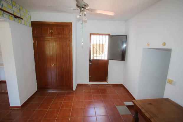 Image No.11-5 Bed Villa / Detached for sale