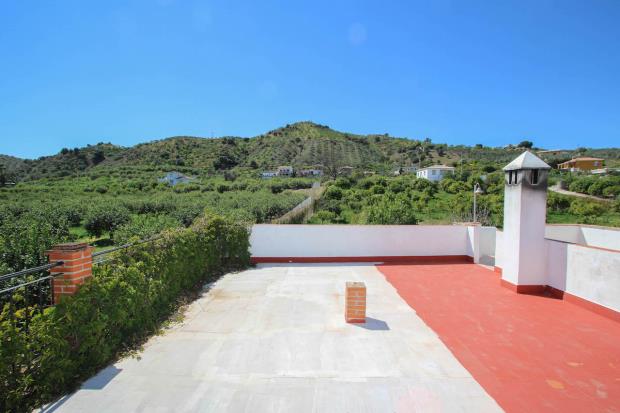Image No.26-5 Bed Villa / Detached for sale