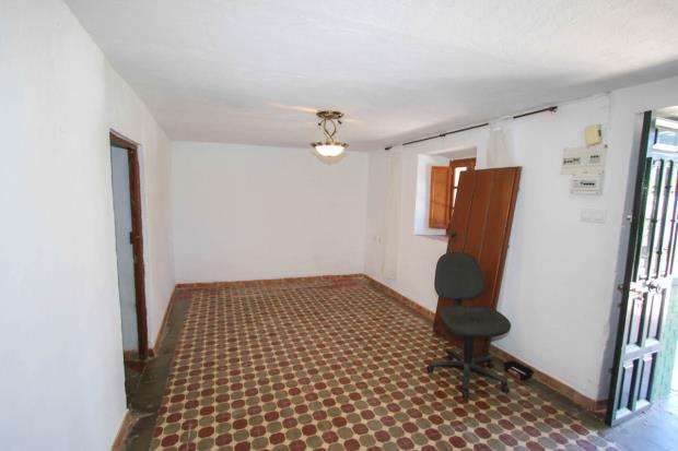 Image No.14-5 Bed Villa / Detached for sale