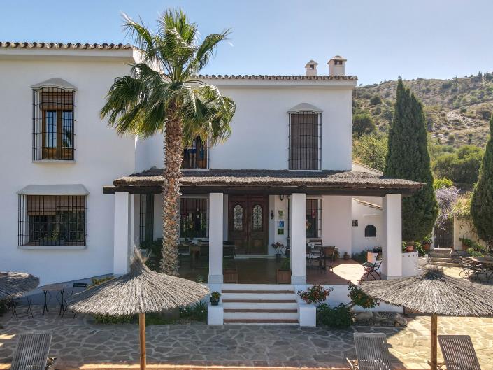 Image No.14-7 Bed Hotel for sale