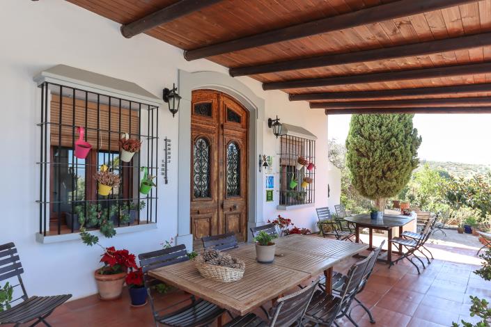 Image No.32-7 Bed Hotel for sale