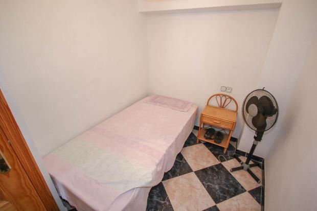 Image No.11-3 Bed Townhouse for sale