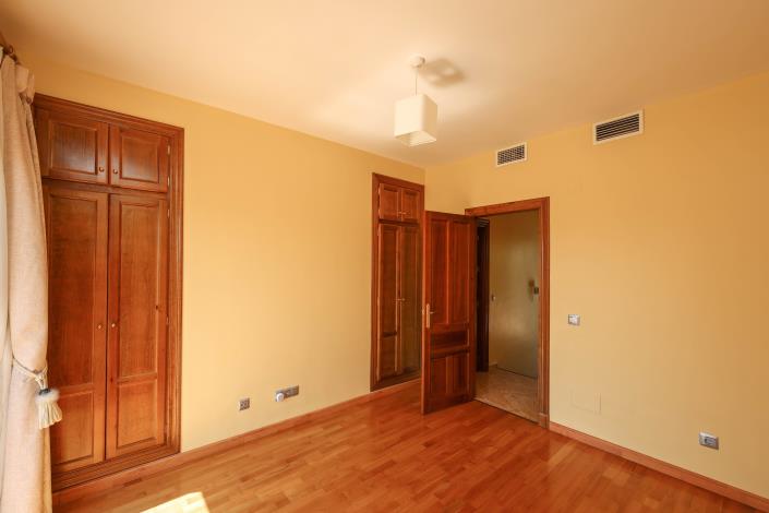 Image No.28-Villa / Détaché de 4 chambres à vendre à Coin