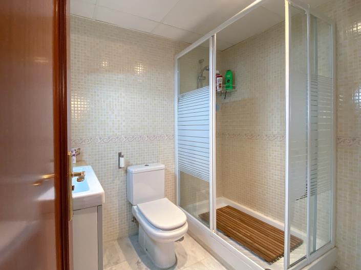 Image No.21-1 Bed Apartment for sale