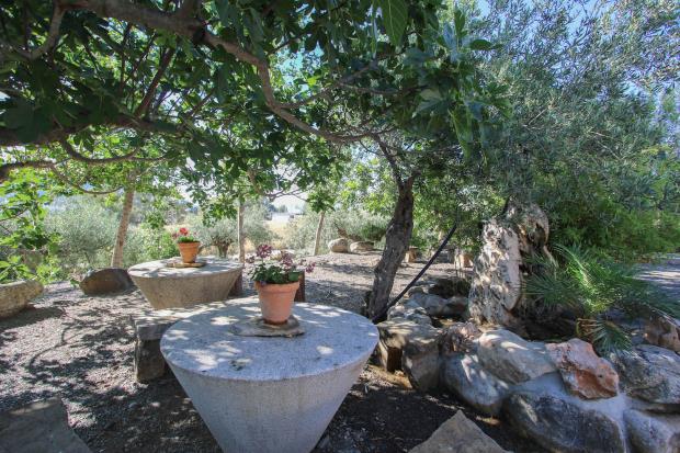 Image No.15-3 Bed Villa / Detached for sale