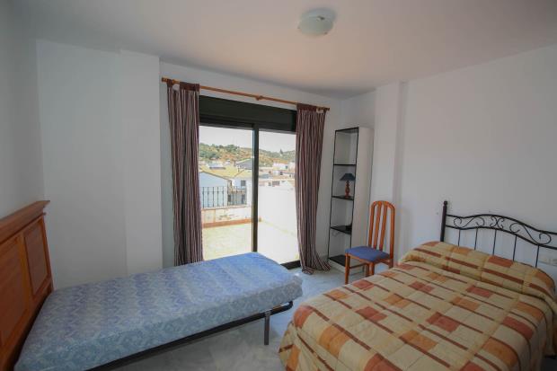 Image No.2-Appartement de 2 chambres à vendre à Guaro