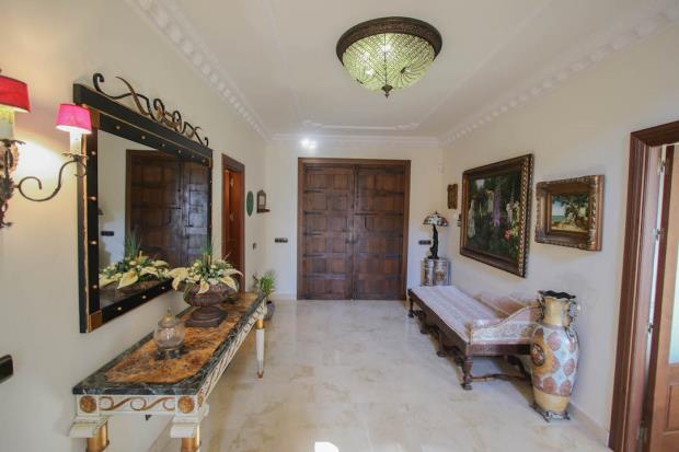 Image No.19-6 Bed Villa for sale