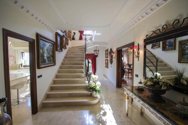 Image No.24-6 Bed Villa for sale