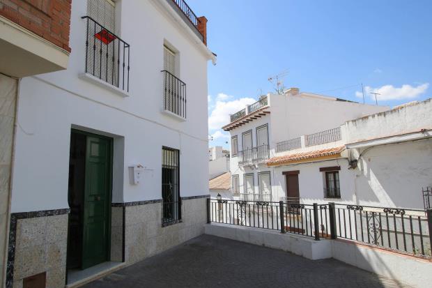 Image No.1-Maison de ville de 3 chambres à vendre à Guaro