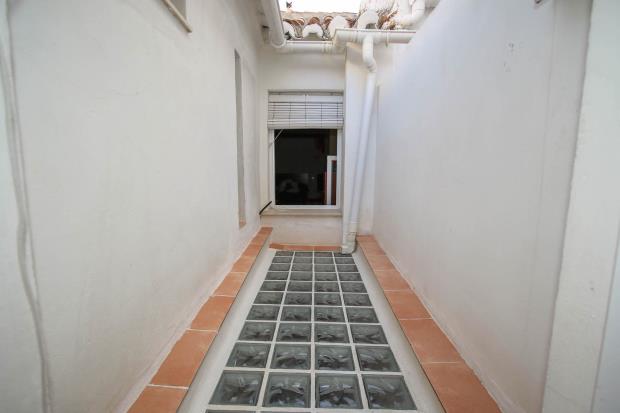 Image No.13-3 Bed Townhouse for sale