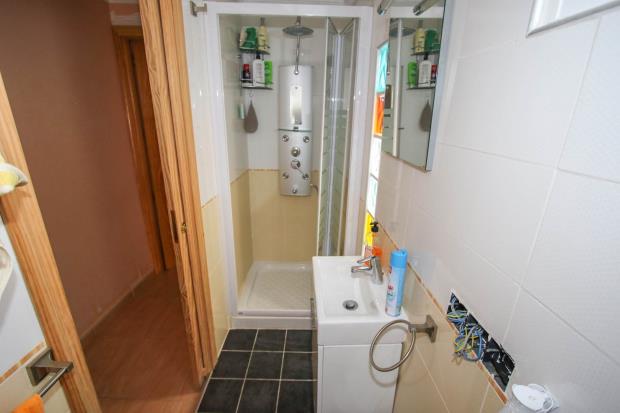 Image No.14-3 Bed Townhouse for sale