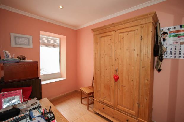 Image No.10-3 Bed Townhouse for sale