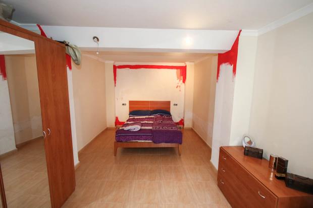 Image No.11-3 Bed Townhouse for sale