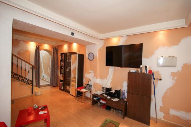 Image No.6-3 Bed Townhouse for sale