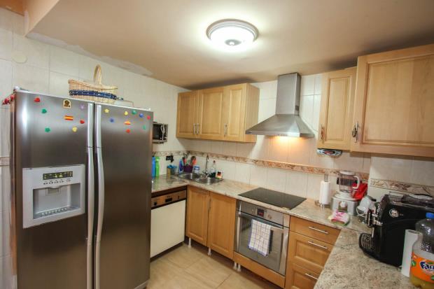 Image No.8-3 Bed Townhouse for sale