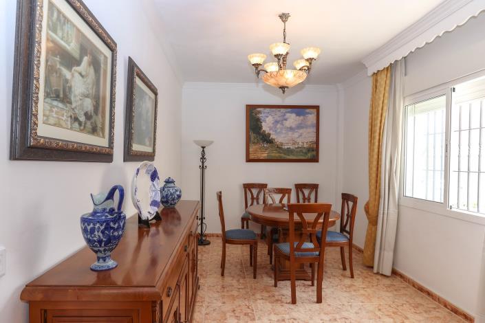 Image No.10-Maison de ville de 7 chambres à vendre à Guaro