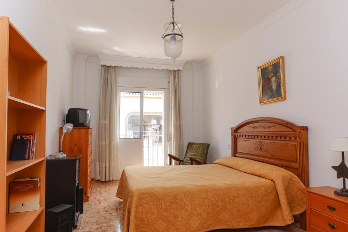 Image No.23-Maison de ville de 7 chambres à vendre à Guaro