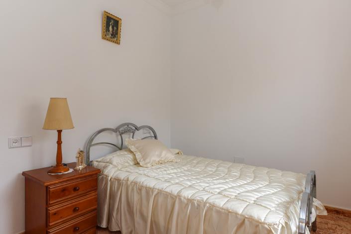 Image No.26-Maison de ville de 7 chambres à vendre à Guaro