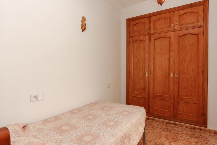 Image No.28-Maison de ville de 7 chambres à vendre à Guaro