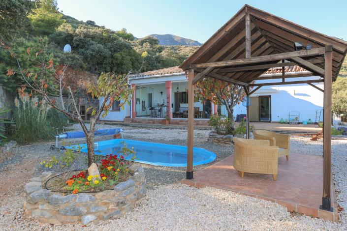 Image No.3-Maison / Villa de 2 chambres à vendre à Casarabonela