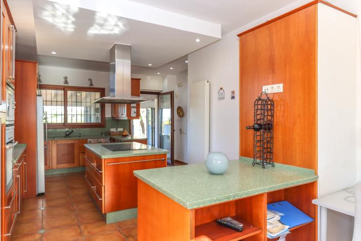 Image No.21-6 Bed Villa / Detached for sale